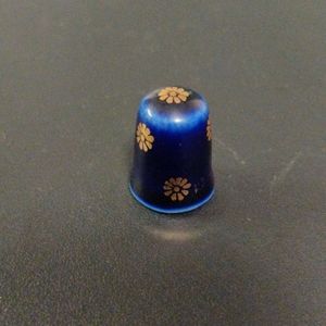 Vintage thimble, navy woth gold flowers
